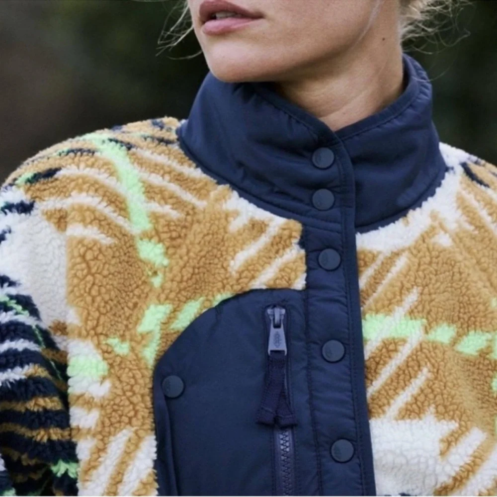 NEW Free People Movement Hit The Slopes Rocky Ridge Plaid Pullover Jacket S - Picture 5 of 11